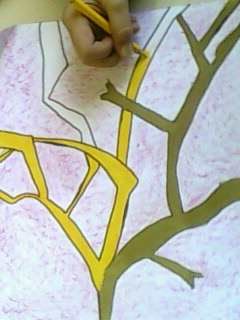 desenhando árvore amarela e marrom