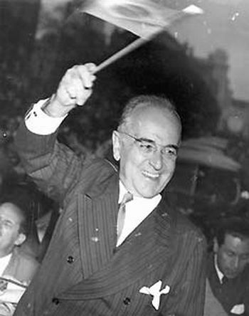 Vargas comemora vitÃ³ria na eleiÃ§Ã£o de 1950