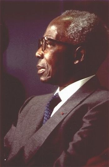 Leopold Senghor, ex-presidente do Senegal. 