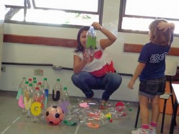 Jogo de boliche infantil, superfície lisa, de plástico, conjunto de boliche  infantil, 6 pinos e 2 bolas para educação