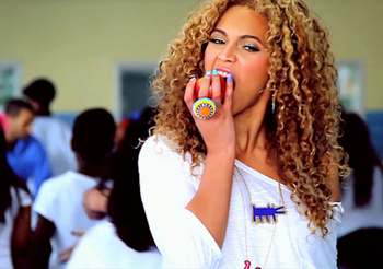 Beyonce apple