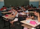 Alunos da Escola Estadual Dr. Meira Júnior na sala de aula.