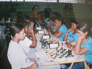 Alunos da Escola Estadual Luiza Nory, em Penápolis (SP) participam das Olimpíadas Escolares.