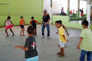 Aula de dança com o Professor Valdo, na Escola Municipal Maria Lucila, em Cuiabá (MT).